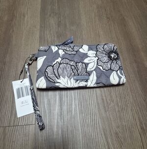 Vera Bradley RDID Tech Wristlet~Moon Shadow Meadow